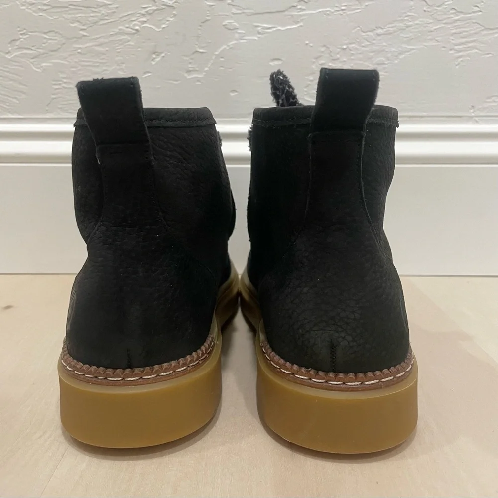 Cole Haan Women's 7.5 B All Day Summit Chukka Bootie Black Boots